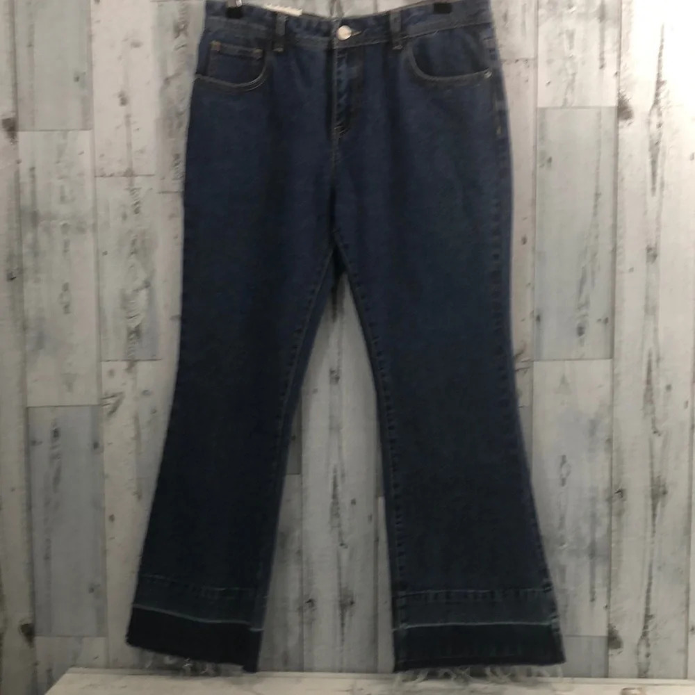 Redial Flare Jeans Raw Hem NWT 10